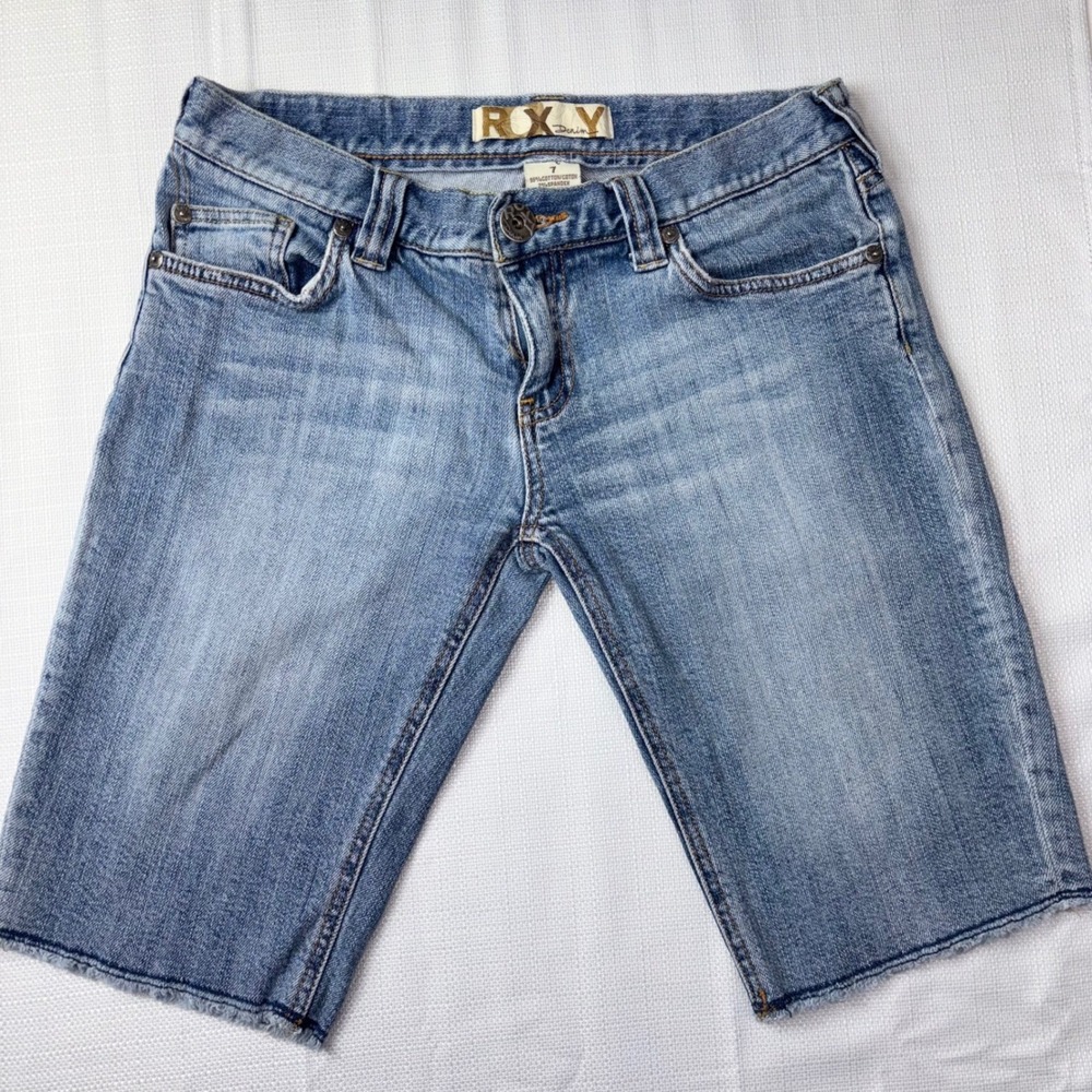 Roxy Denim Bermuda Shorts Women's Size 7 Light Wash Heart Pockets Casual